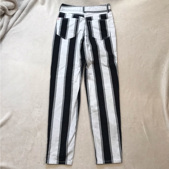 BDG Mom high waisted striped jeans Urban Outfitters tapered leg fit Beetlejuice - Picture 4 of 10